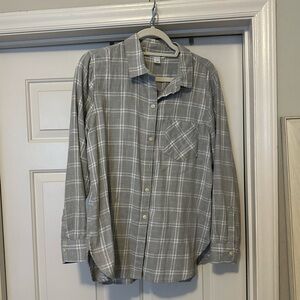 Old Navy L Grey and White Plaid Shirt
